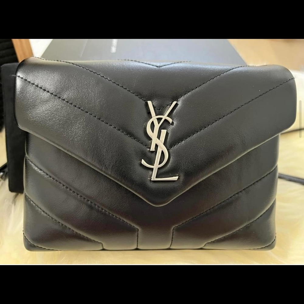 ❌SOLD❌YSL LOULOU TOY BAG - Picture 1 of 17